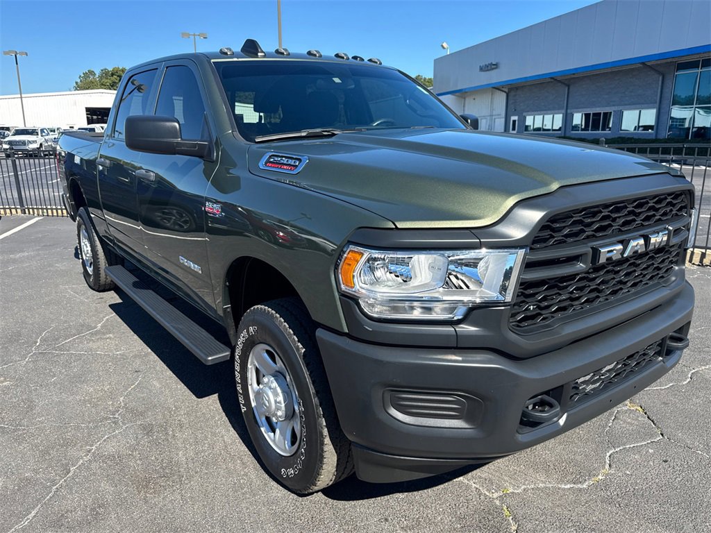2022 Ram 2500 Tradesman photo 3