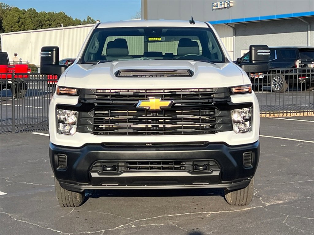 2025 Chevrolet Silverado 2500HD photo 3