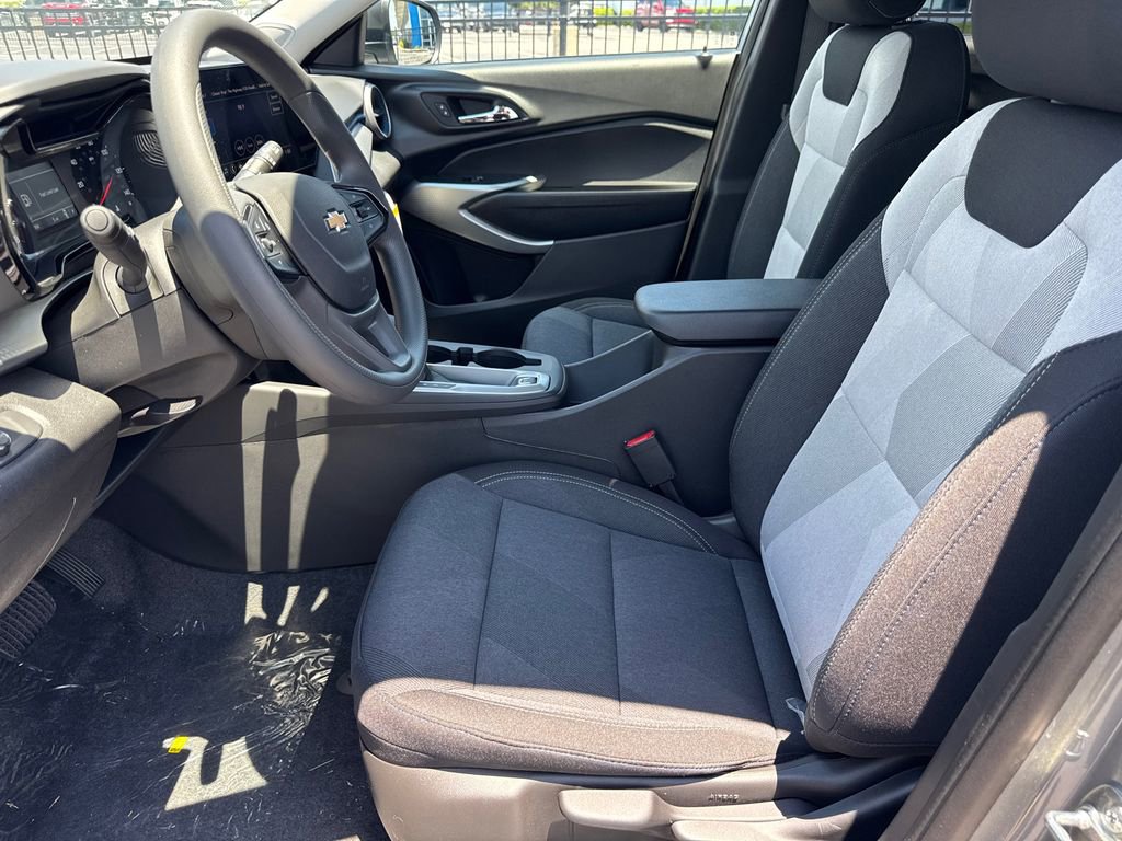 2026 Chevrolet Trax LS - Photo 10
