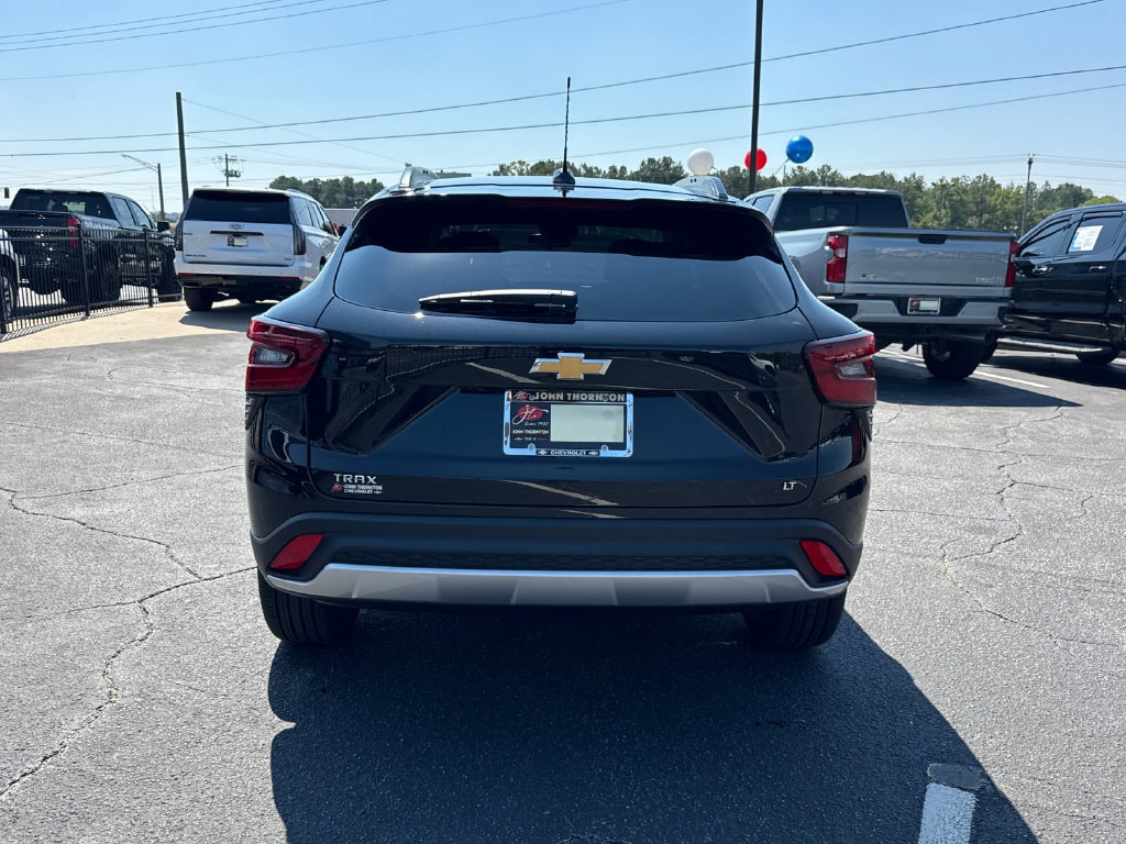 2026 Chevrolet Trax LT - Photo 7
