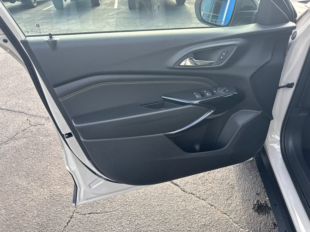 2026 Chevrolet Trax Activ - Photo 11