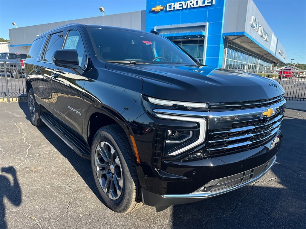 New 2026 Chevrolet Suburban LT SUV