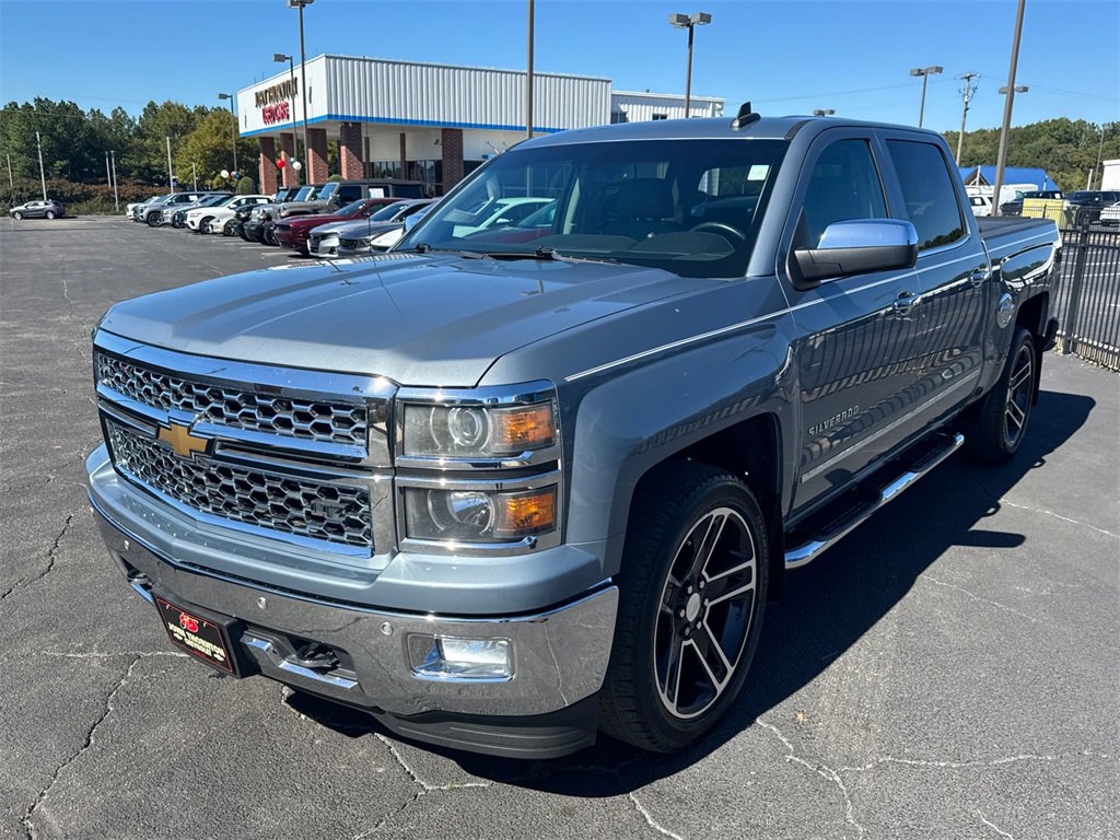 2015 Chevrolet Silverado 1500 LTZ photo 2