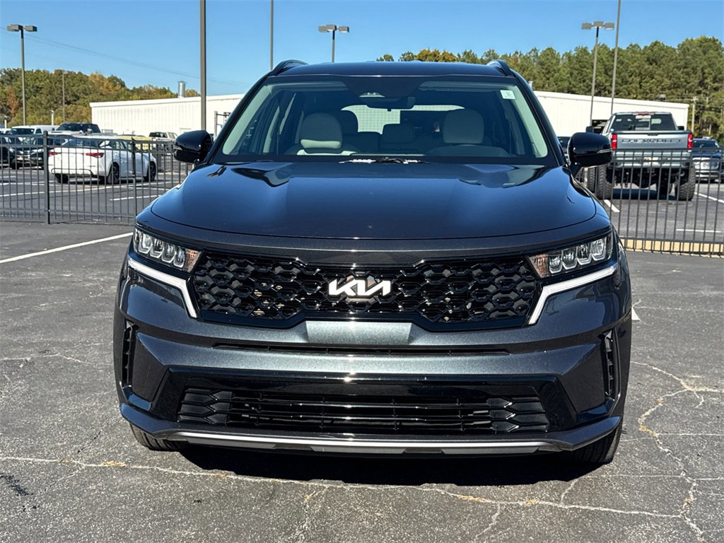 2022 Kia Sorento S photo 2