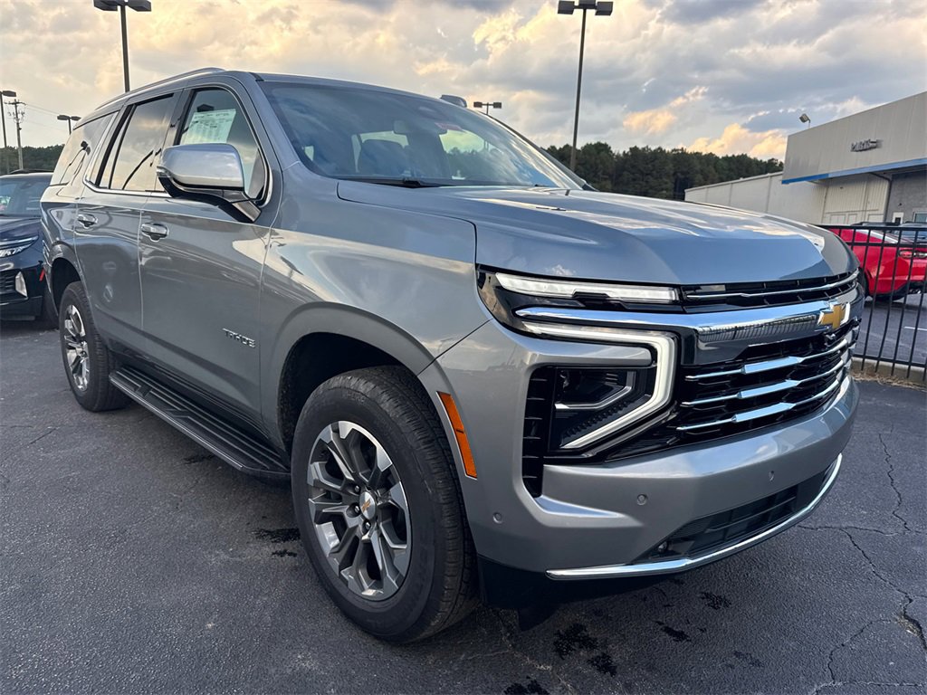 2026 Chevrolet Tahoe LT photo 3