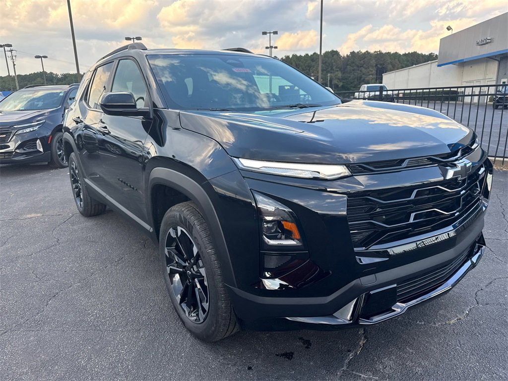 2026 Chevrolet Equinox RS photo 2