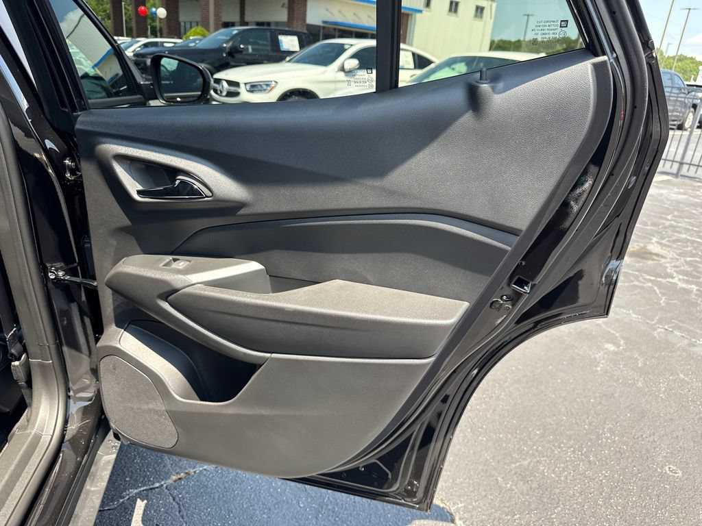 2026 Chevrolet Trax RS - Photo 16