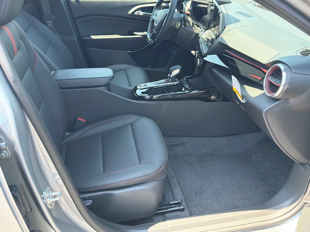 2026 Chevrolet Trax RS - Photo 13