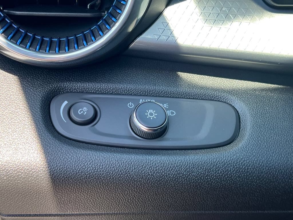 2026 Chevrolet Trax LT - Photo 27