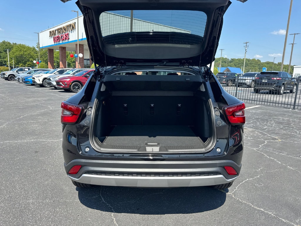 2026 Chevrolet Trax LT - Photo 19