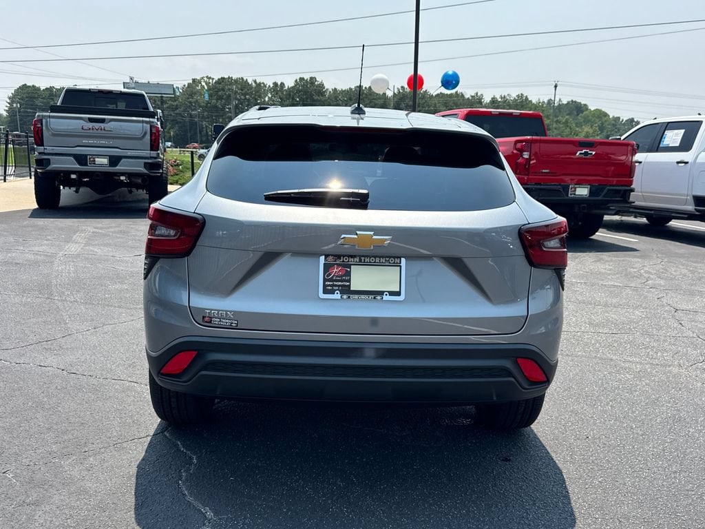2026 Chevrolet Trax LS - Photo 7
