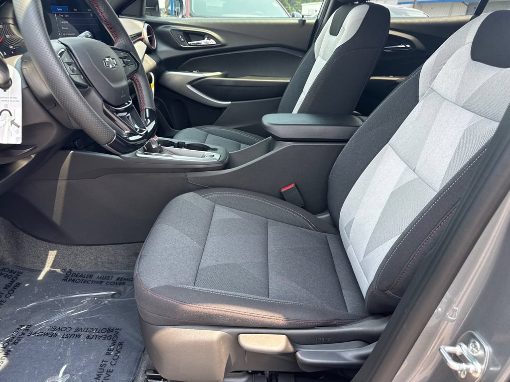 2026 Chevrolet Trax RS - Photo 10