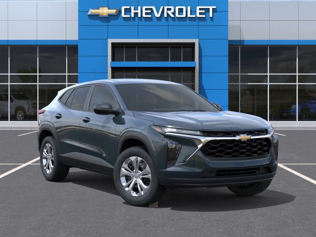 2026 Chevrolet Trax LS - Photo 7