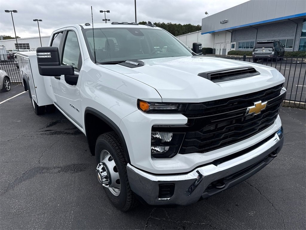 New 2025 Chevrolet Silverado 3500 HD Chassis Cab Work Truck Truck