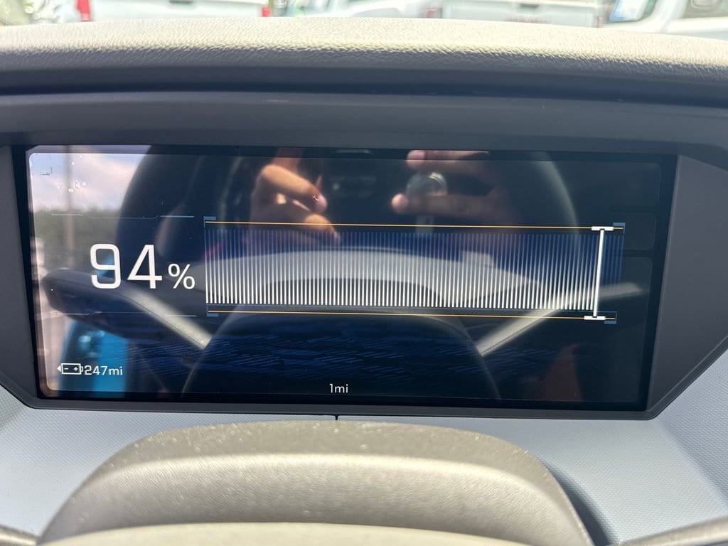 2027 Chevrolet Bolt LT - Photo 28