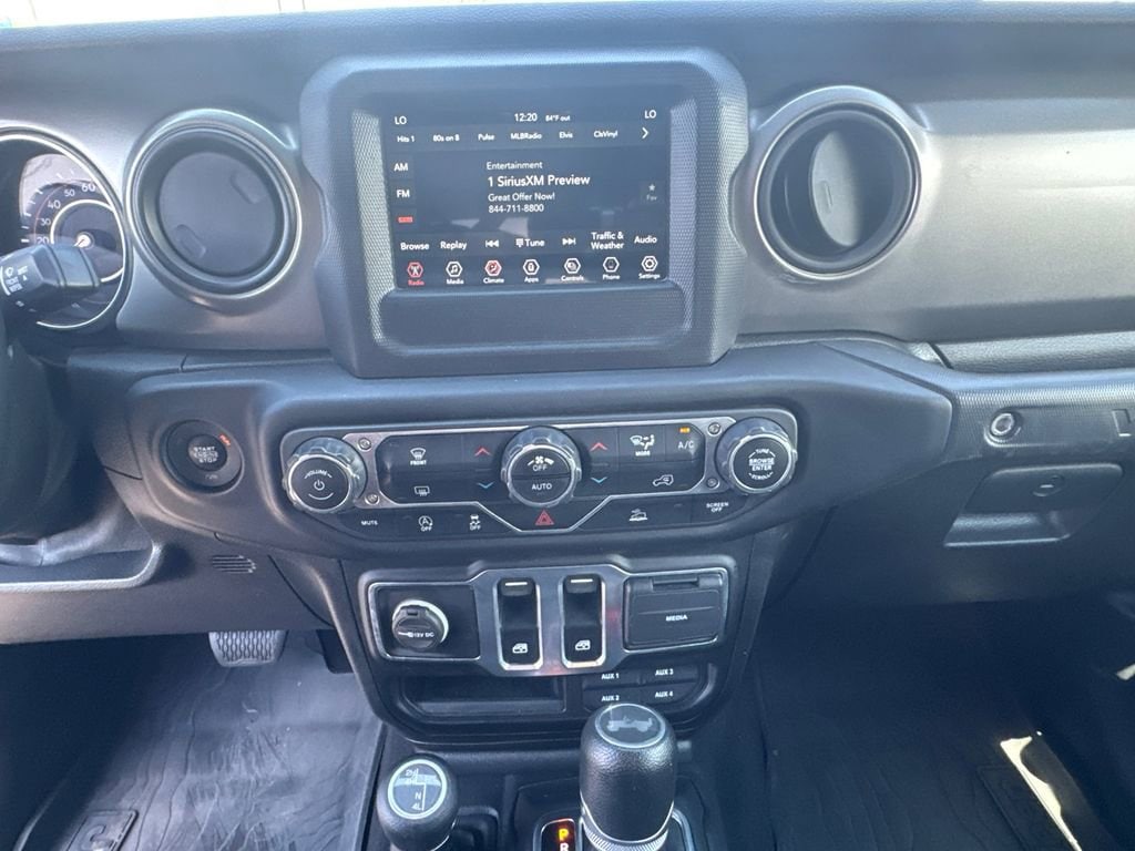2021 Jeep Wrangler Willys - Photo 22