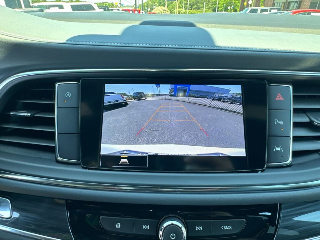 2024 Buick Enclave Essence - Photo 31