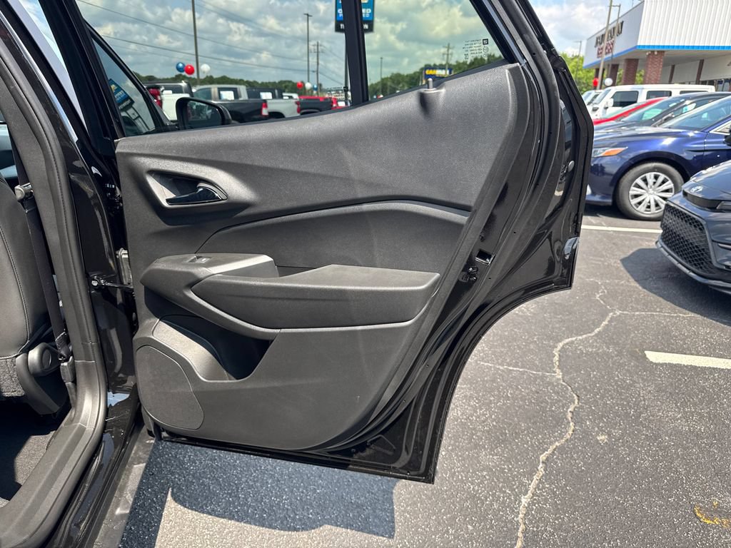 2026 Chevrolet Trax LT - Photo 17