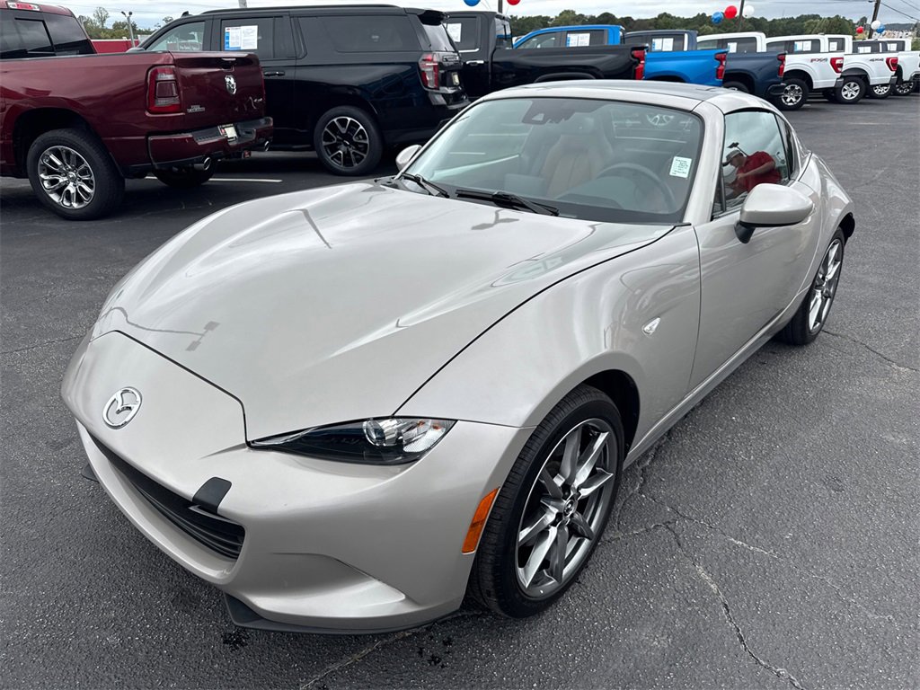 2022 Mazda MX-5 Miata Miata RF Grand Touring photo 2