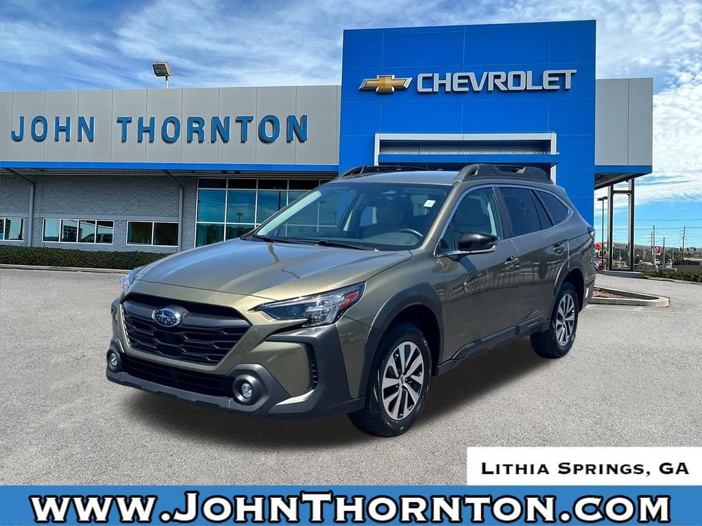 2025 Subaru Outback Premium's photo