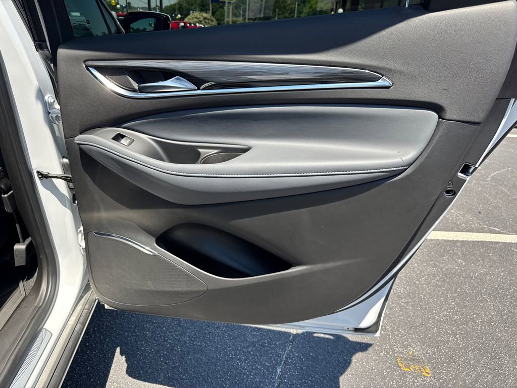 2024 Buick Enclave Essence - Photo 17