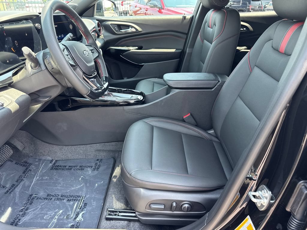 2026 Chevrolet Trax RS - Photo 10
