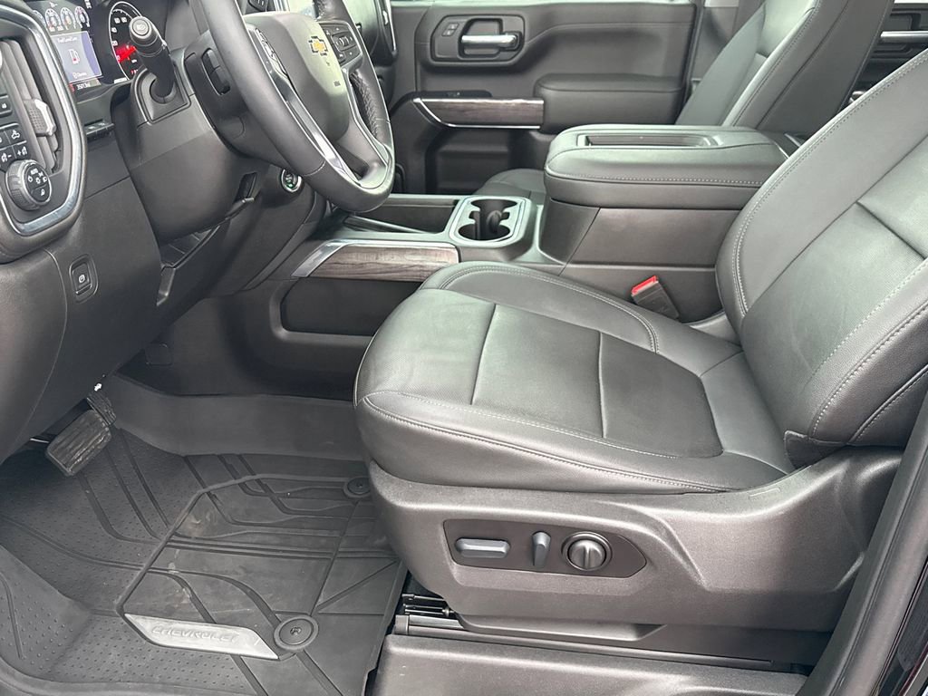 2022 Chevrolet Silverado 2500HD LTZ - Photo 10