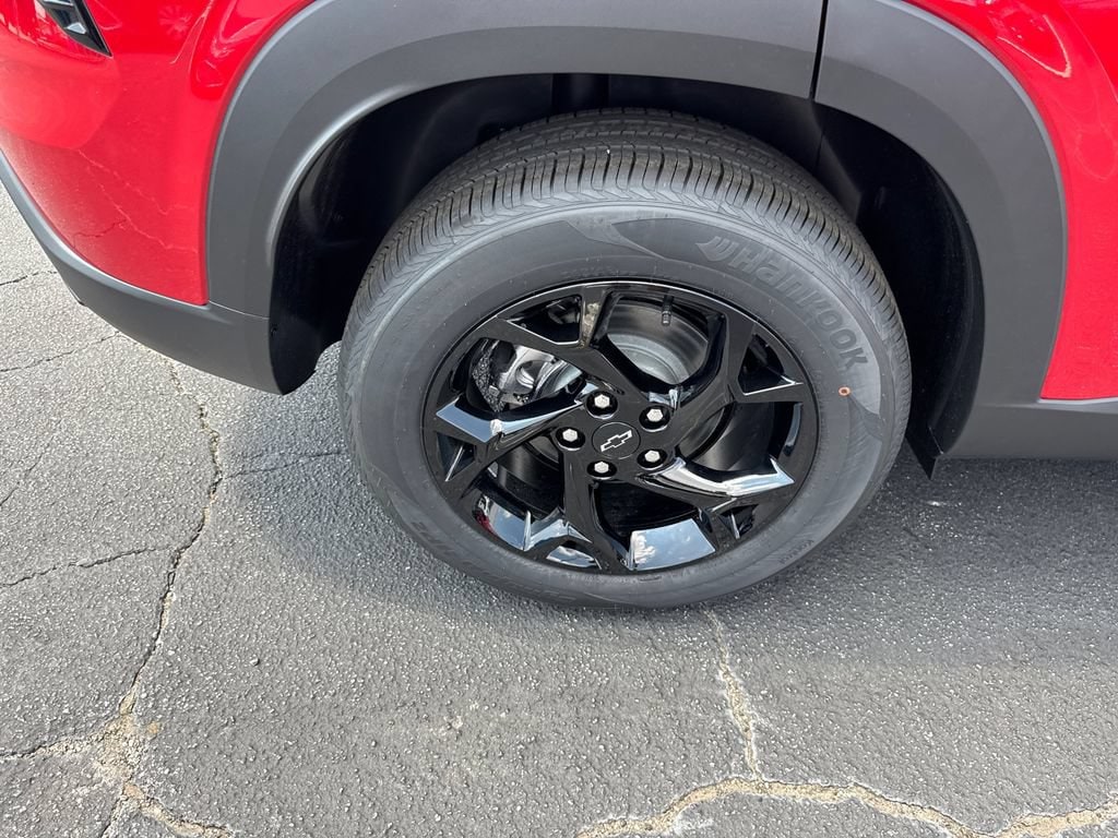 2026 Chevrolet Trax LT - Photo 18