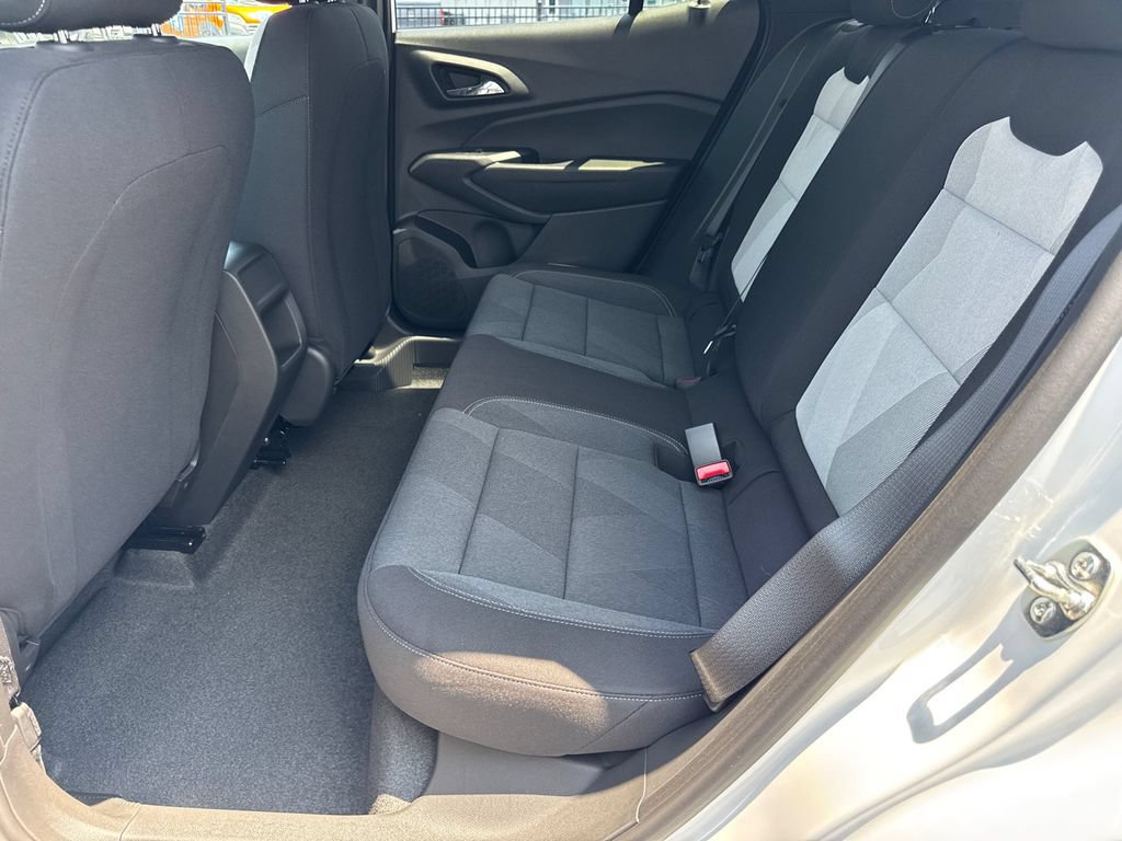 2026 Chevrolet Trax RS - Photo 21
