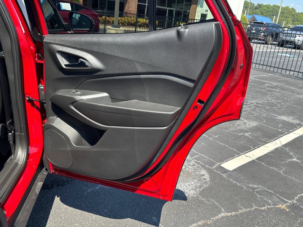 2026 Chevrolet Trax LT - Photo 17