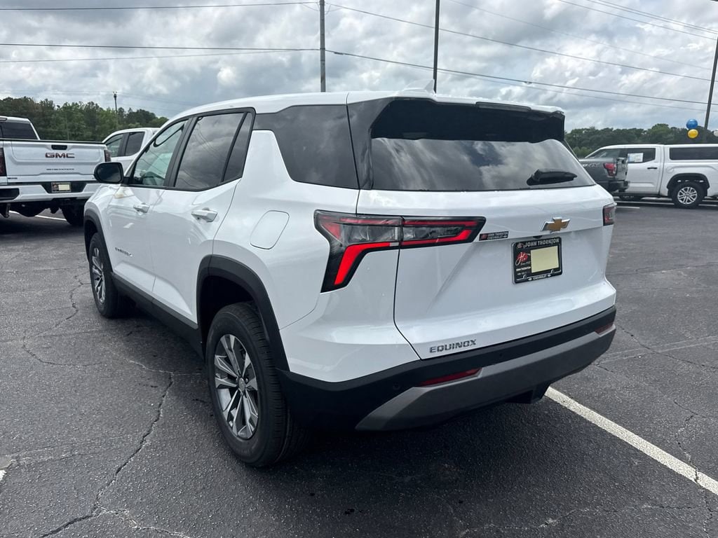 2026 Chevrolet Equinox LT - Photo 8
