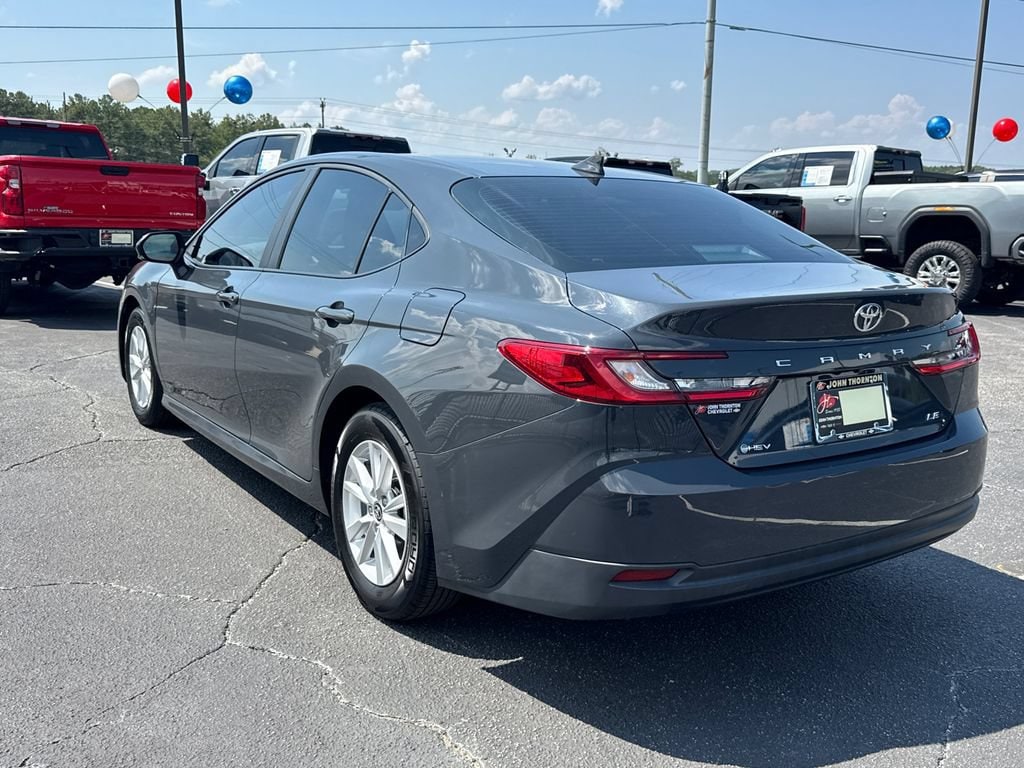 2025 Toyota Camry LE - Photo 8