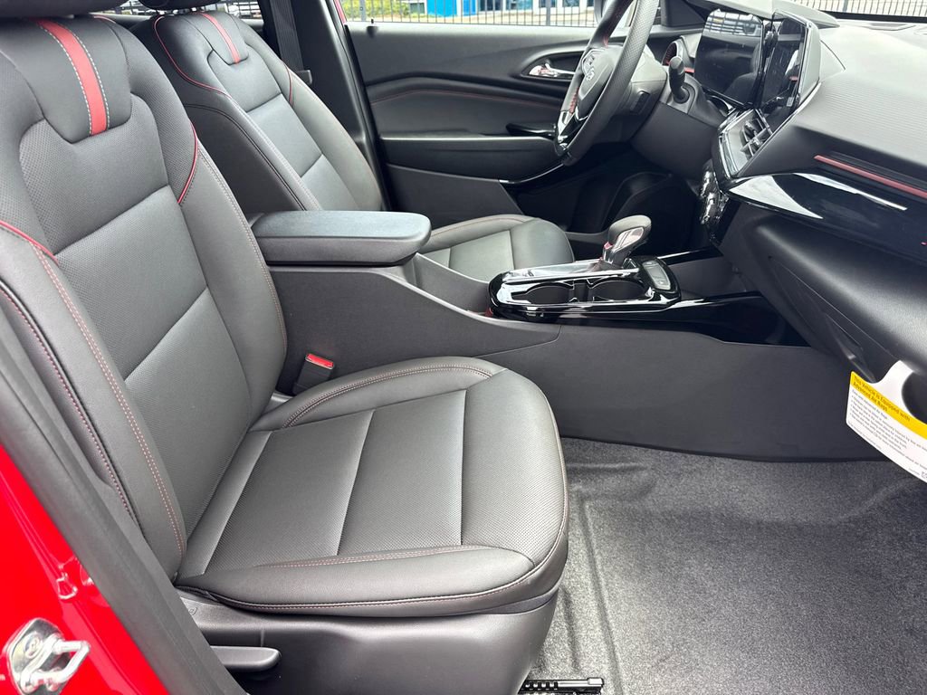 2026 Chevrolet Trax RS - Photo 14
