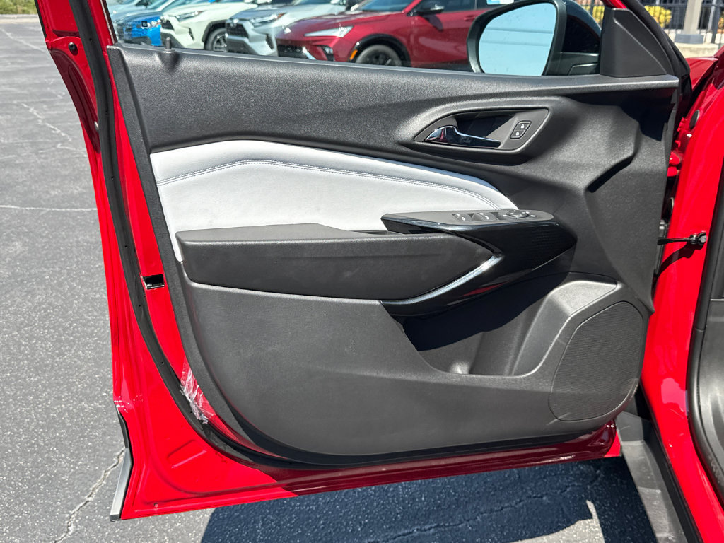 2026 Chevrolet Trax LT - Photo 11