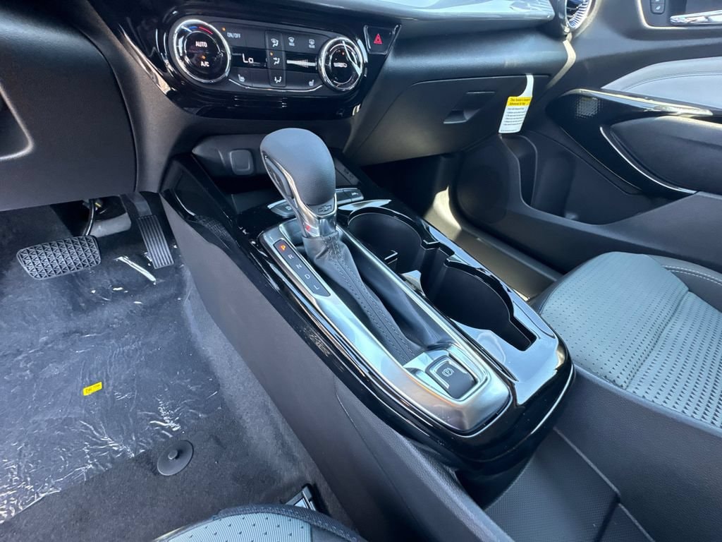 2026 Chevrolet Trax LT - Photo 30