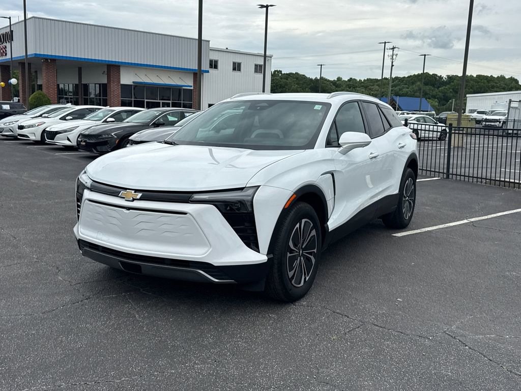 Used 2024 Chevrolet Blazer EV LT with VIN 3GNKDBRJ0RS267284 for sale in Lithia Springs, GA