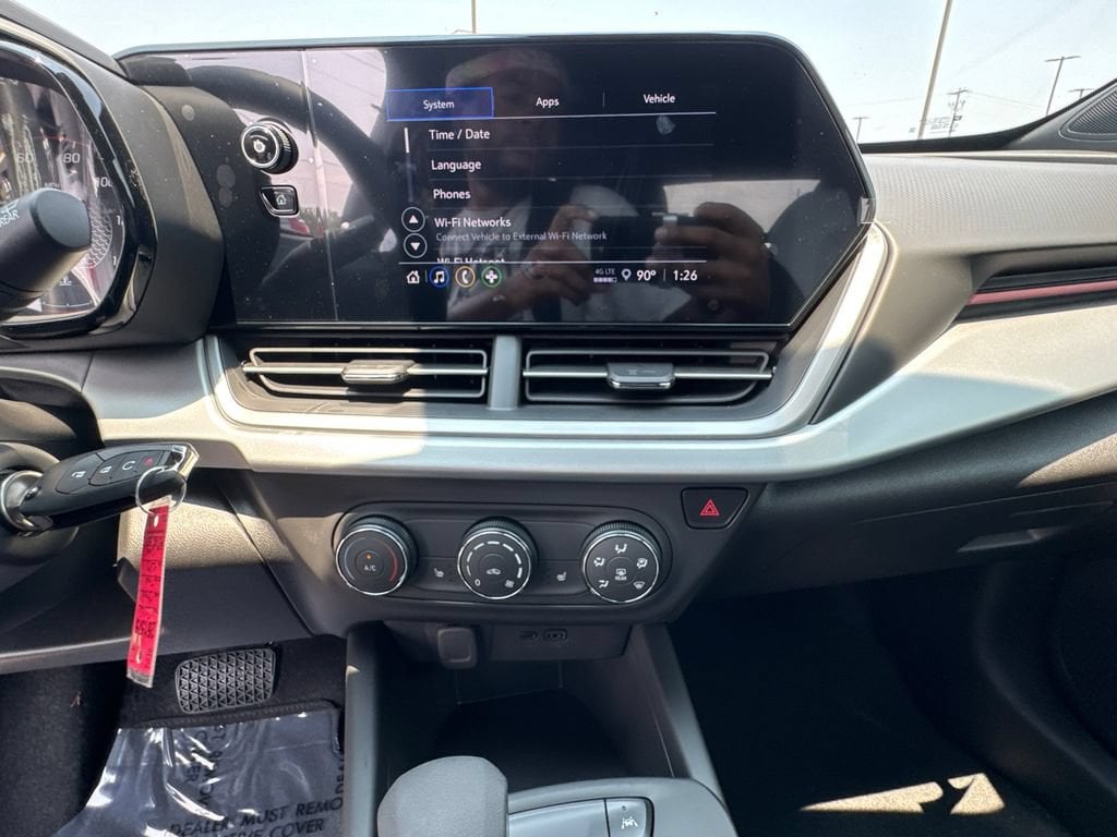 2026 Chevrolet Trax RS - Photo 28