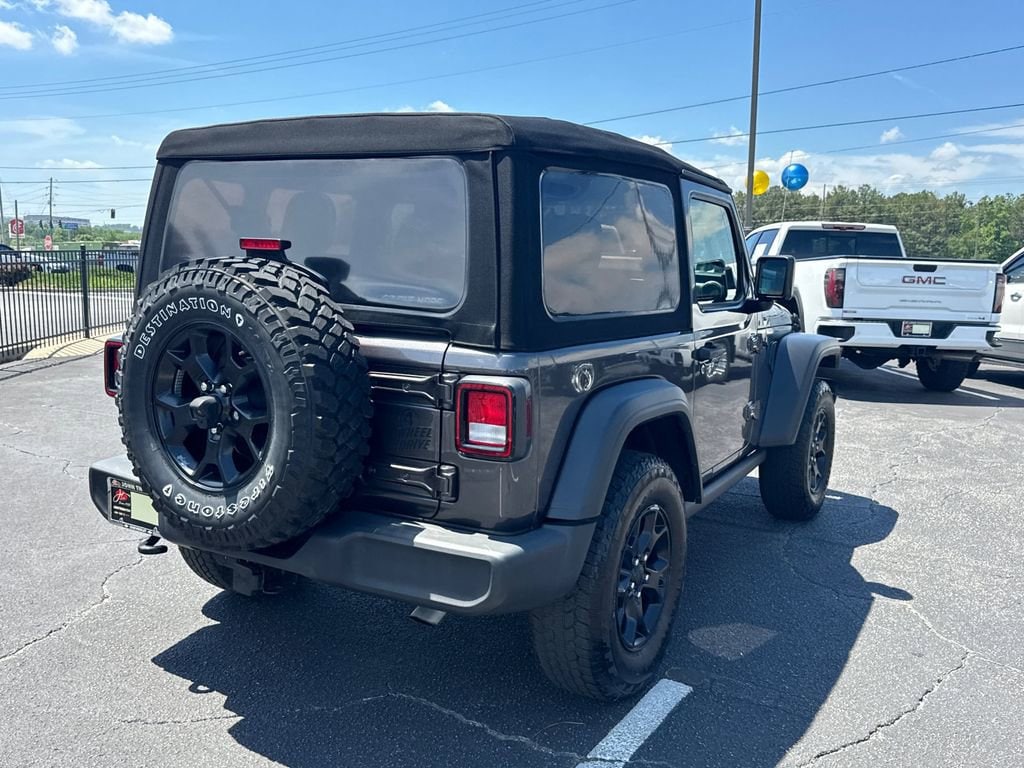 2021 Jeep Wrangler Willys - Photo 6