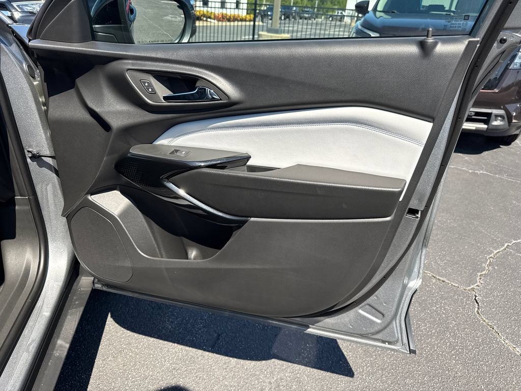 2026 Chevrolet Trax LT - Photo 15