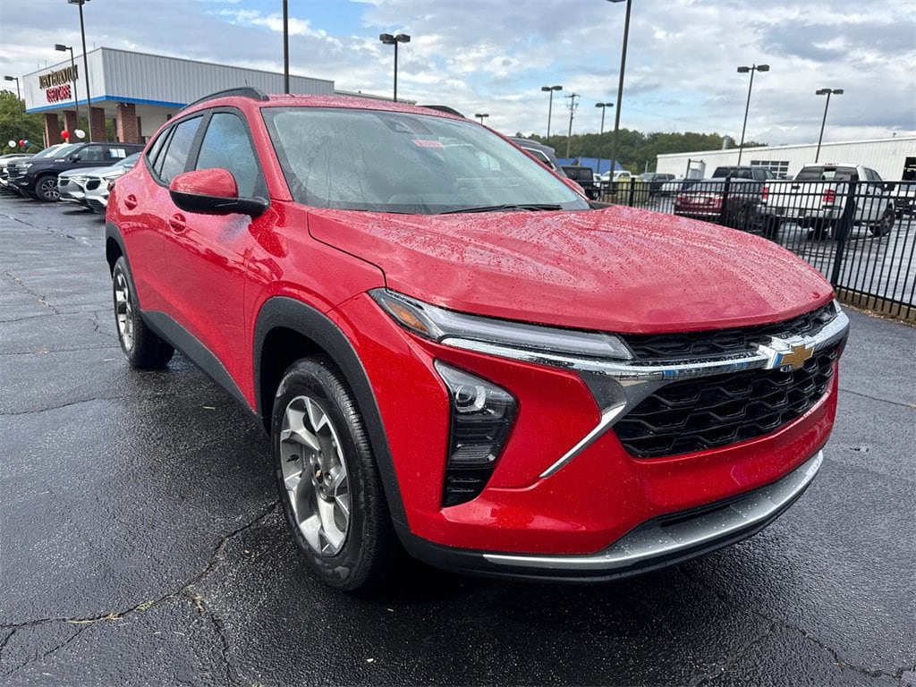 New 2026 Chevrolet Trax LT SUV