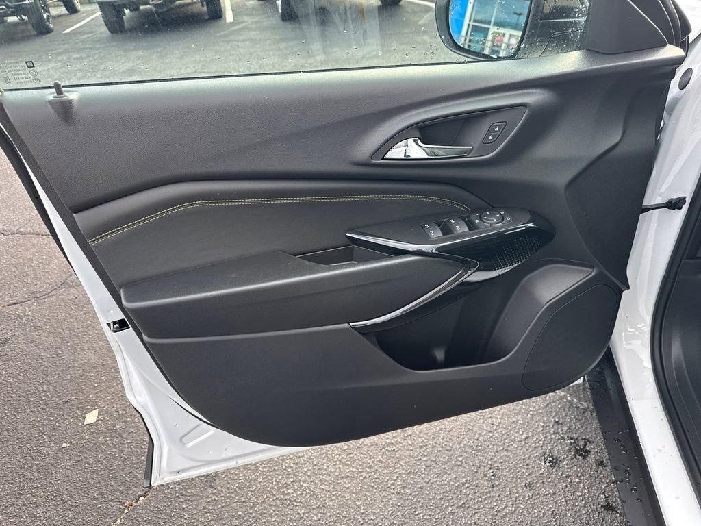 2026 Chevrolet Trax Activ - Photo 11