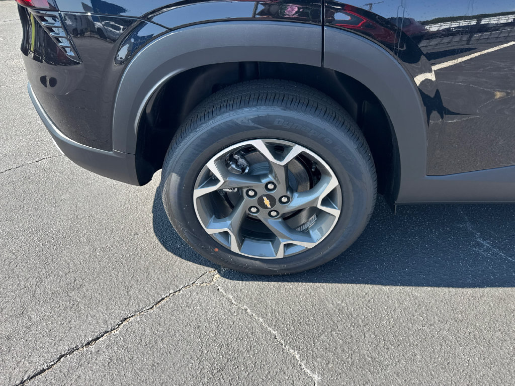 2026 Chevrolet Trax LT - Photo 18