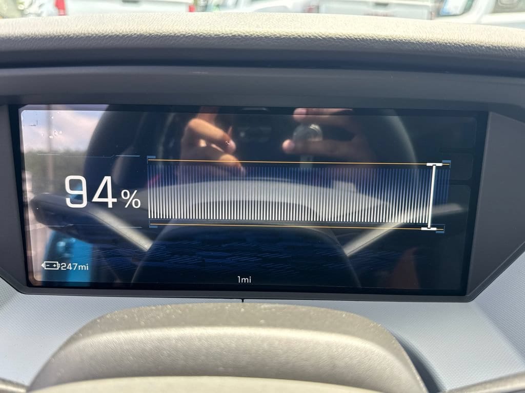 2027 Chevrolet Bolt LT - Photo 28