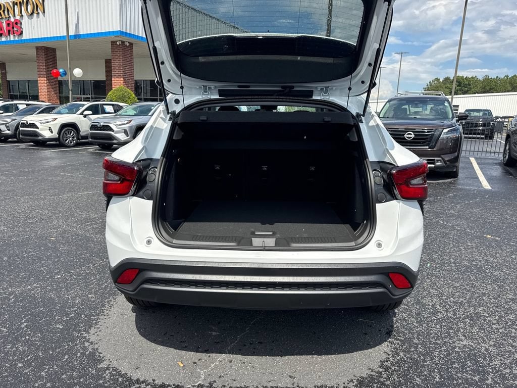 2026 Chevrolet Trax LT - Photo 19