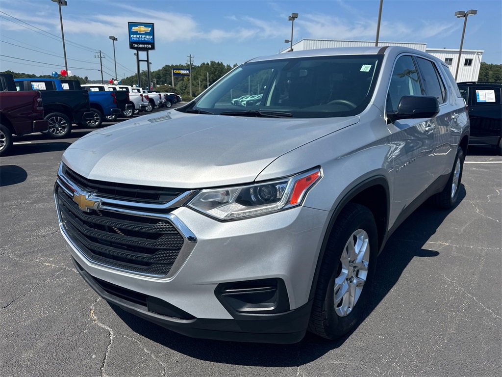 2020 Chevrolet Traverse LS photo 2