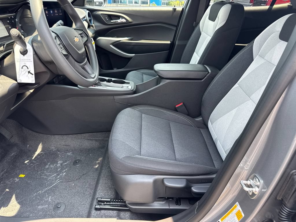 2026 Chevrolet Trax LS - Photo 10