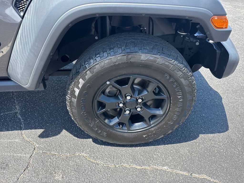 2021 Jeep Wrangler Willys - Photo 13