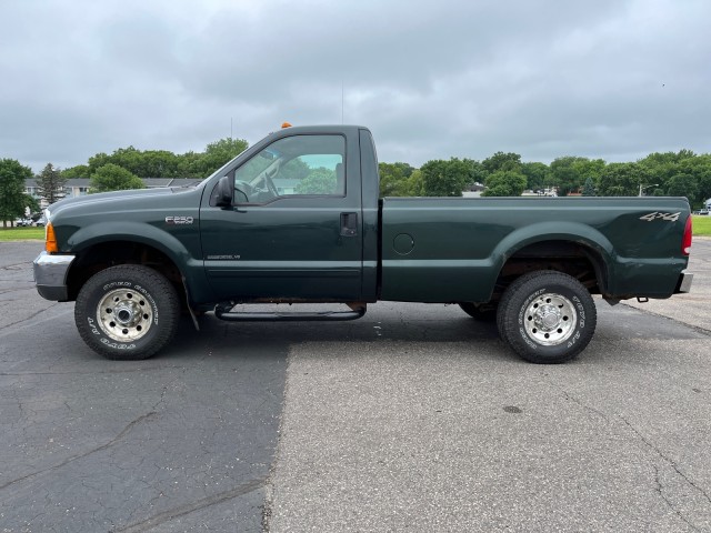 Used 2001 Ford F-250 Super Duty XLT with VIN 1FTNF21F41EB79621 for sale in Sauk Centre, Minnesota