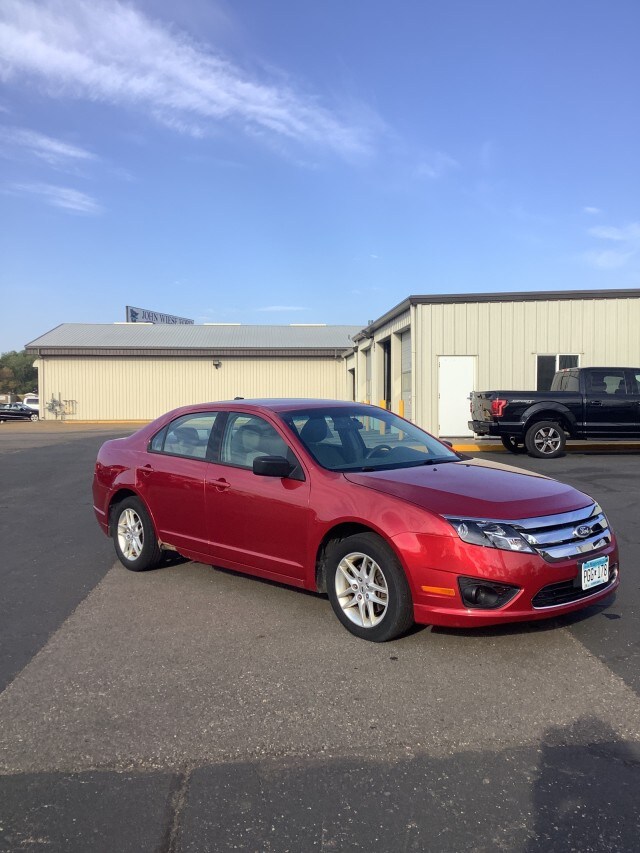 Used 2010 Ford Fusion S with VIN 3FAHP0GA3AR403202 for sale in Sauk Centre, Minnesota