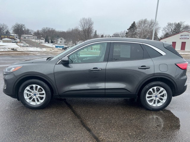 Used 2020 Ford Escape SE with VIN 1FMCU9G66LUB78164 for sale in Sauk Centre, Minnesota
